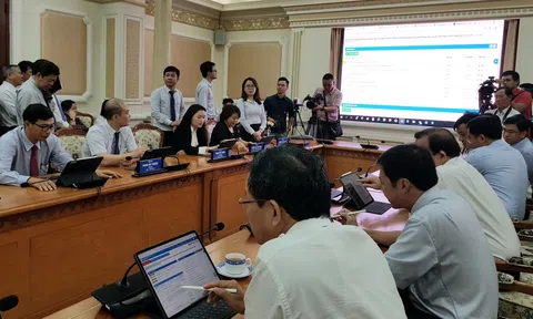 “Giao việc tức thời - Nhắc việc thông minh” giúp thành phố giải quyết các vấn đề nóng